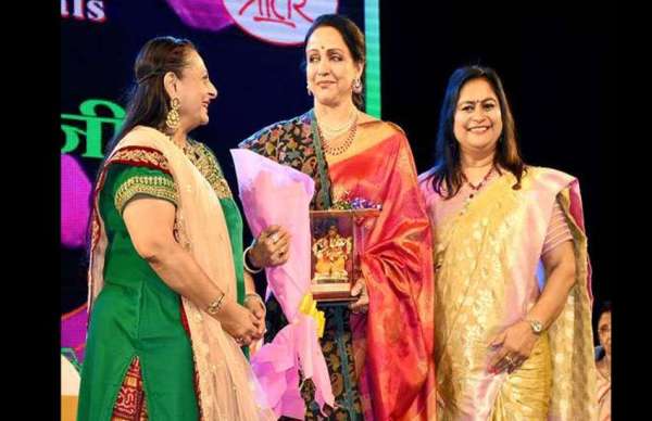 hema malini daughter esha deol latest photos as sita dance ballet