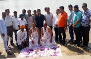 सर्व समाज ने देश के 545 सांसदों का किया पिंडदान,  कौआ भोज व मृत्यु भोज भी कराया, घटनाक्रम से प्रशासन रहा बेखबर