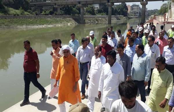 सिंचाई मंत्री धर्मपाल सिंह ने वरुणा कॉरीडोर का निरीक्षण किया