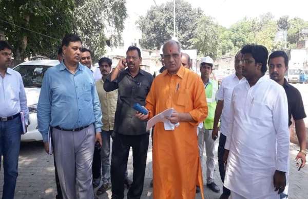 सिंचाई मंत्री धर्मपाल सिंह ने वरुणा कॉरीडोर का निरीक्षण किया