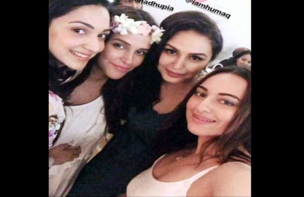 neha dhupia baby shower party