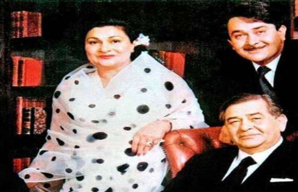 raj kapoor love life and relation with krishna raj kapoor