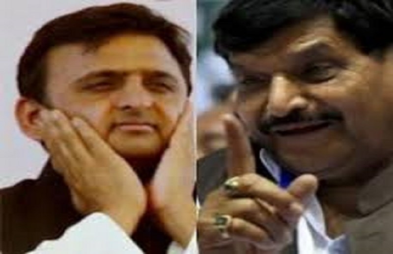 Akhilesh Yadav and Shivpal Yadav