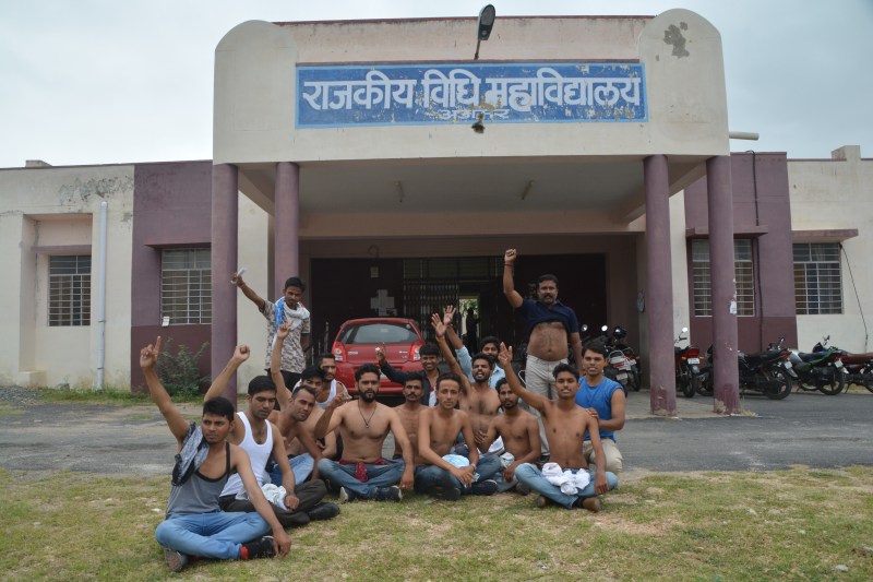 alert for politicians