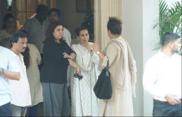 krishna raj kapoor funeral stars arrive at kapoor residence in chembur
