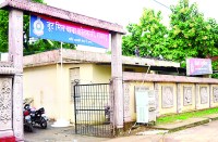 तरकेला स्कूल की महिला स्वीपर छात्रा को करती थी ब्लैकमेल, सुसाइड नोट में छात्रा ने ये भी लिखा, पढि़ए पूरी खबर...