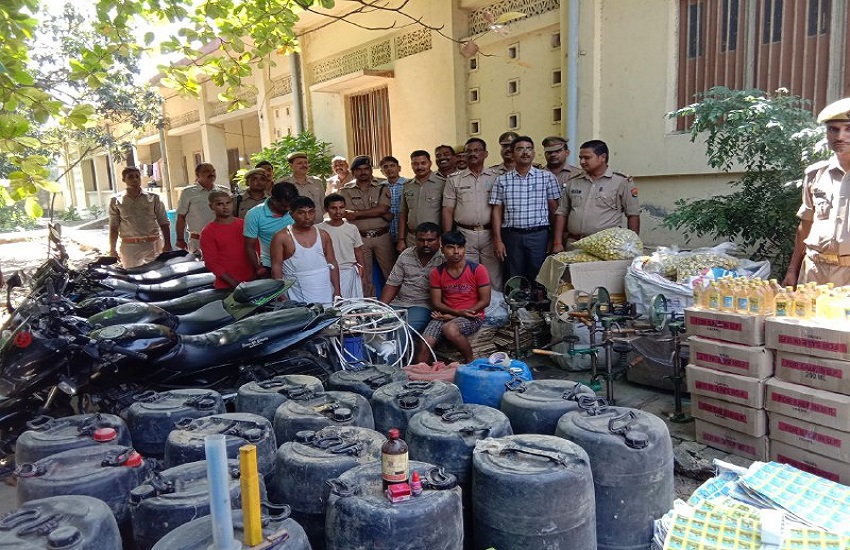 ITI कॉलेज में बनायी जाती थी अवैध शराब, बिहार तक होती थी सप्लाई