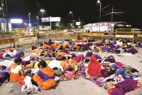 Asha-Usha workers protest in Bhopal
