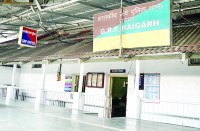 जब यात्री को हुई ये जानकारी तो चलती ट्रेन से लगा दी छलांग, मौत