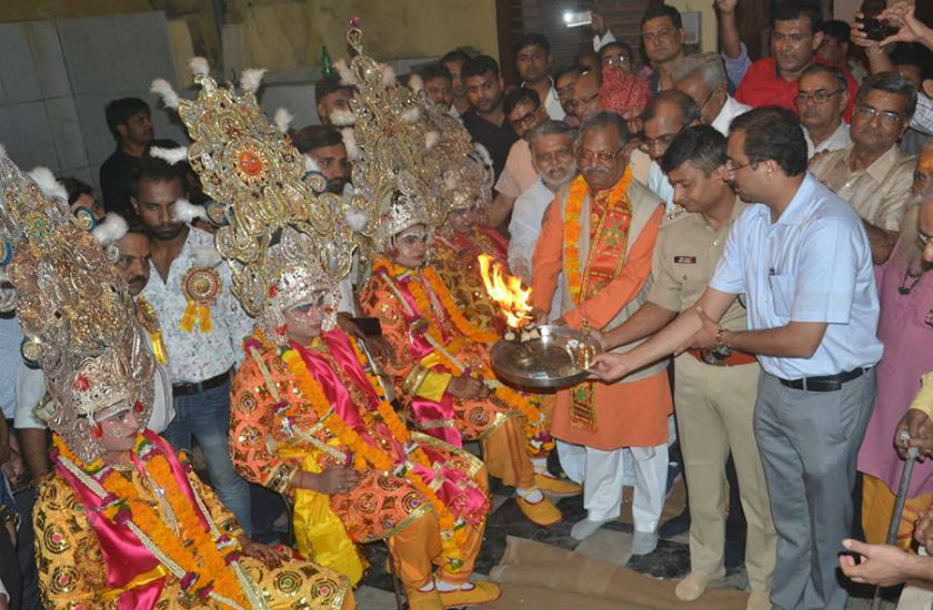 अयोध्या में राममंदिर निर्माण के बीच आगरा में जय श्रीराम की धूम