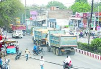 Galloping vehicles in the district