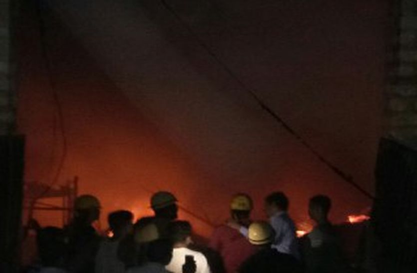 The fire in the handicraft factory, the negligence of the exposed