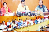 कलेक्टर की पाठशाला में राजनीतिक दलों ने पढ़ा आदर्श आचार संहिता का पाठ