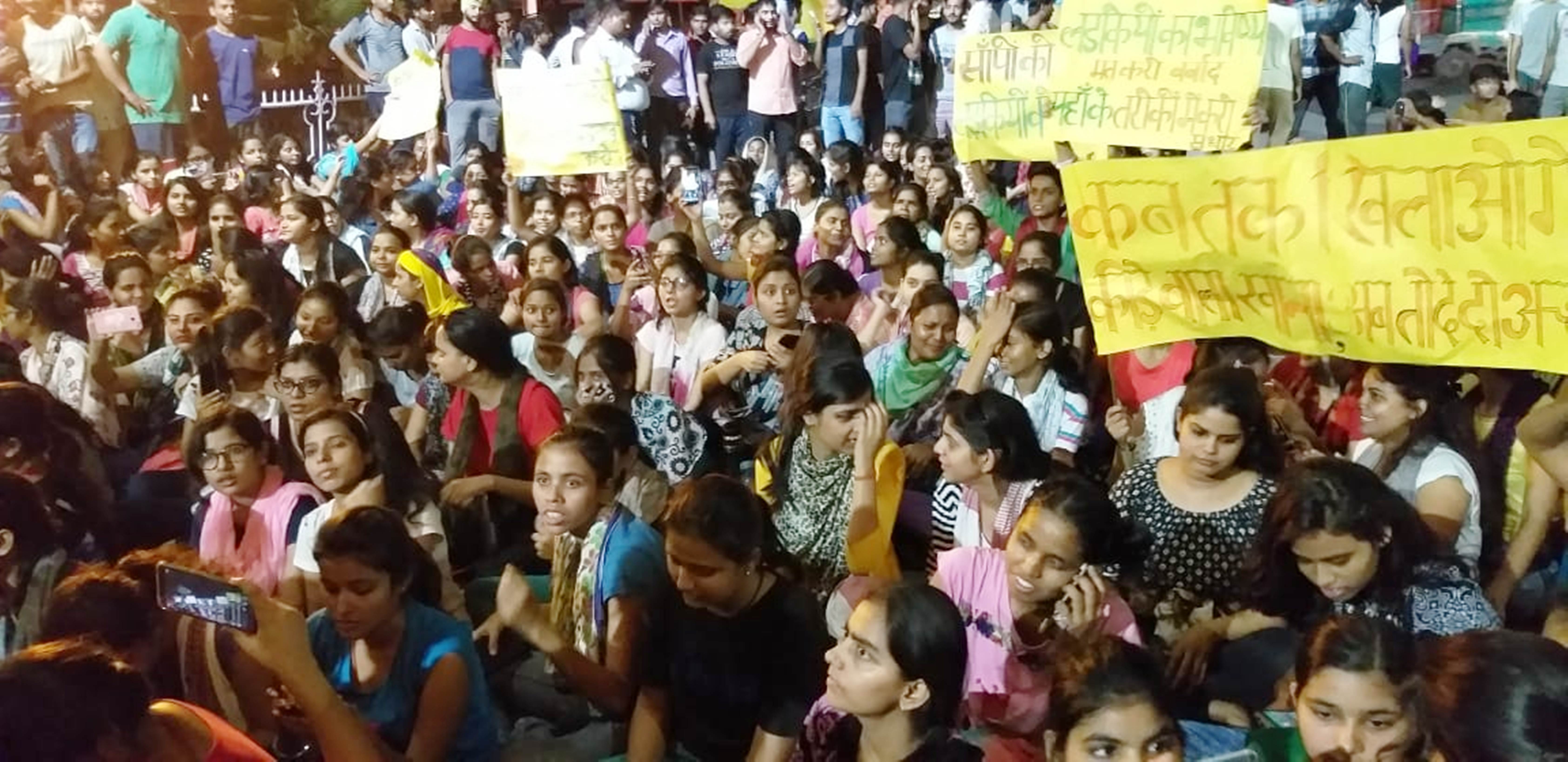 csjmu girl students complained of pm narendra modi in tutor