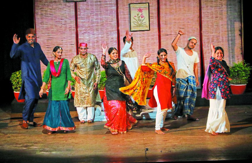 Drama staging theater in jabalpur