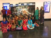  In his life, now everything is like a needle yarn ...