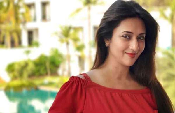 divyanka tripathi speak tanushree dutta and nana patekar controversy