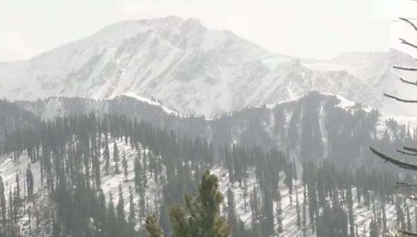 Pir Panjal recieve fresh snowfall lahaul spiti site closed for tourist