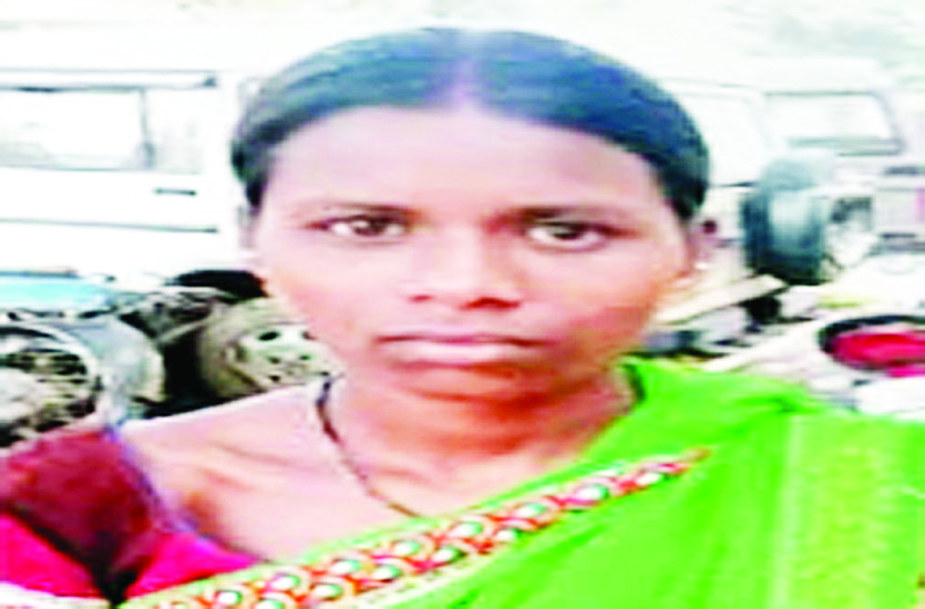 दिल को झकझोर देने वाली सच्चाई सारंगढ़ थाना अंतर्गत कुशलनगर में देखने को मिली।