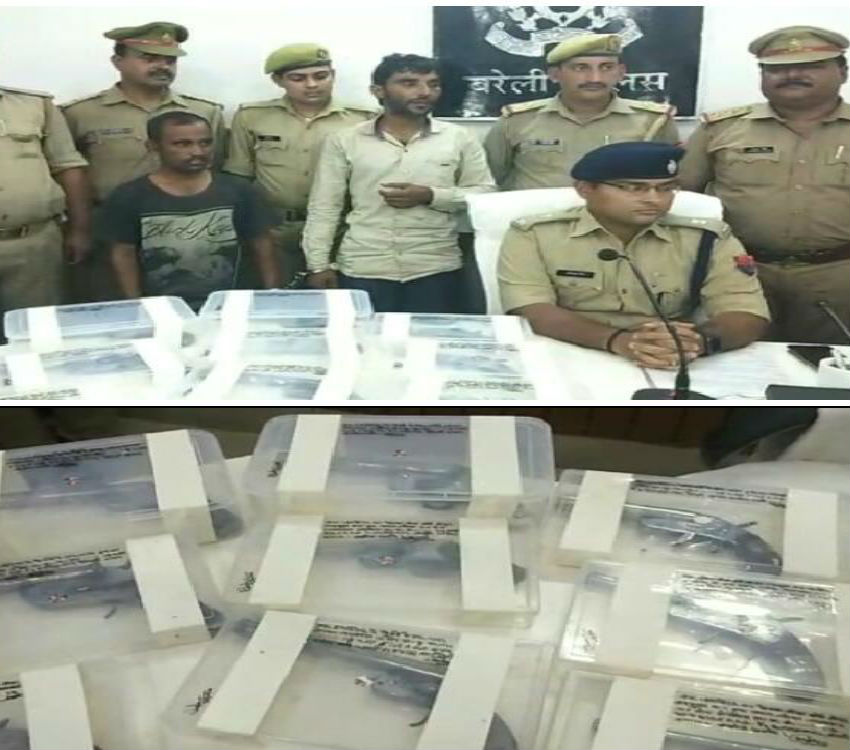 जंगल में बन रहे थे तमंचे, दो गिरफ्तार