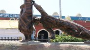 shahid bhagat singh statue broken at central station kanpur