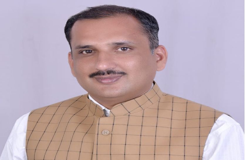 Kamal sikhwal is changemaker candidate of sikar constituency