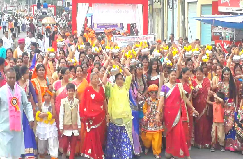 उदयपुर में अग्रसेन महाराज ने किया नगर भ्रमण