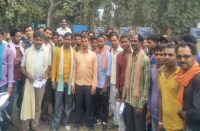 Video- कोयला खदान में काम करने वाले ठेका मजदूरों ने बंद किया काम, कंपनी पर लगाया ये आरोप