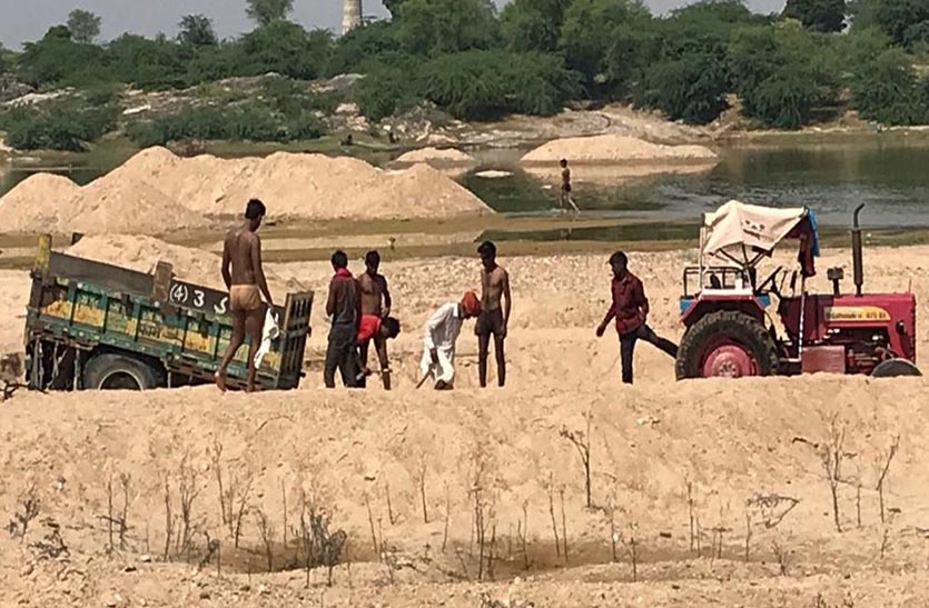 mining-is-going-on-in-dhadle-in-banas