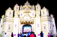 एमपीनगर दुर्गा पंडाल को दिया राजस्थान के सूर्य मंदिर का स्वरूप, रौनकता ऐसी कि खींचे चले आ रहे श्रद्धालु