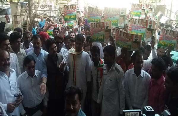 Arjun singh joins Congress party