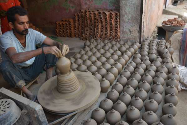 Designer Pots Making In Alwar For Diwali