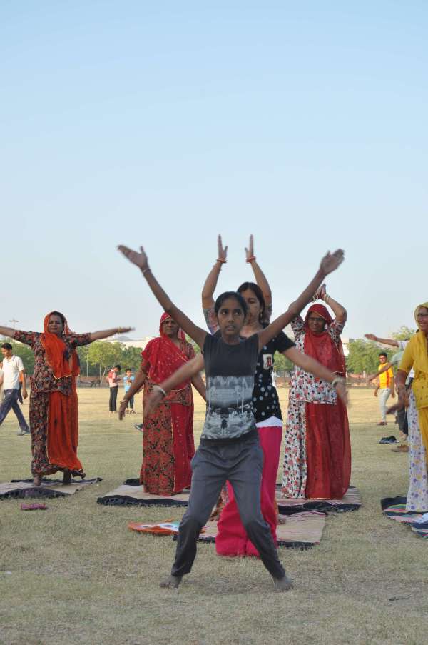 Patrika Hamrah 2018 : People doing yoga with music