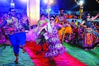pankhida o pankhida garba song download mp3 female