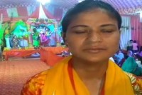 Muslim daughter Reshma