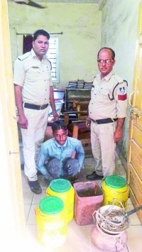 Seized 210 liters of illicit alcohol in Gori Basti and Bagaiya