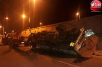 Drop Down Truck From Forelane Bridge