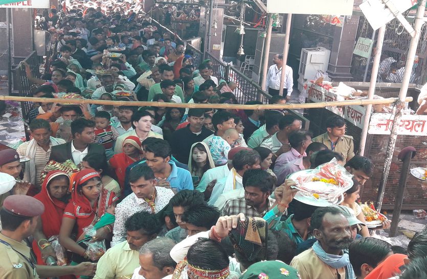 On the day of astronomy in Cala Devi, more than four lakh pilgrims from Goddess Dahini Dhoki