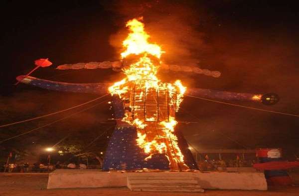 what is this...? It does not even take four minutes and Ravan stacks