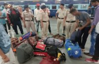 gaya cpiml threaten to blow up gaya junction in bihar