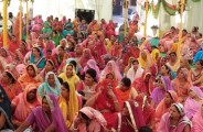 The woman was dancing to the left in bhilwara