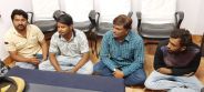 क्रिकेट मैच देखते हुए कर रहे थे ये काम, पुलिस ने पकड़ा, पढि़ए पूरा समाचार