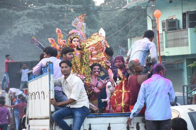 Photo Gallery:- नौ दिनों तक आस्था के साथ धूमधाम से दुर्गोत्सव मनाया