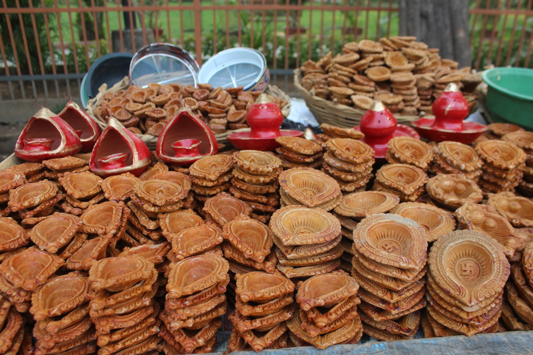 दिवाली को लेकर जयपुर से आई दो बड़ी खबर