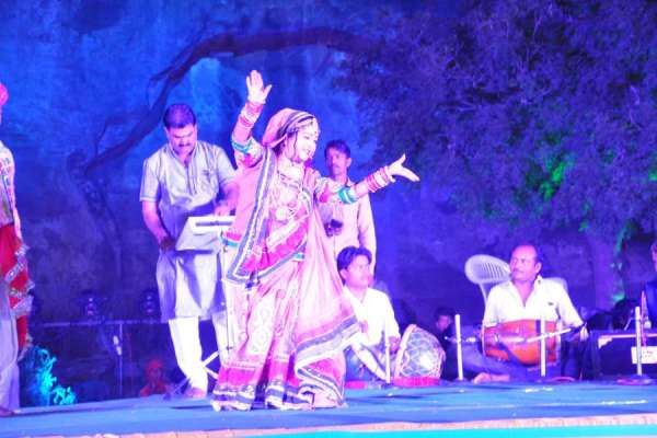 ghoomar dance performance