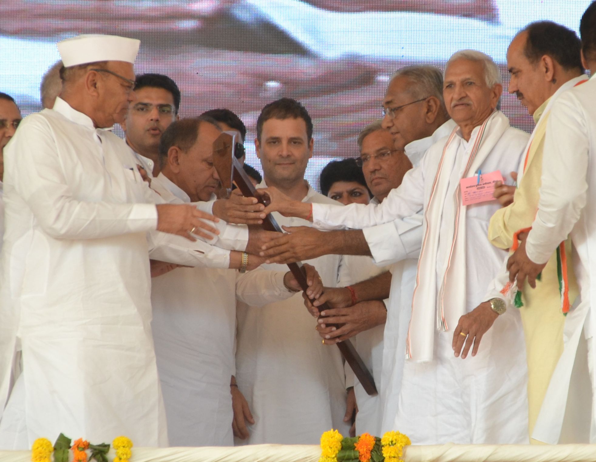 rahul gandhi Vs Amit Shah Election Rally in Sikar Rajasthan