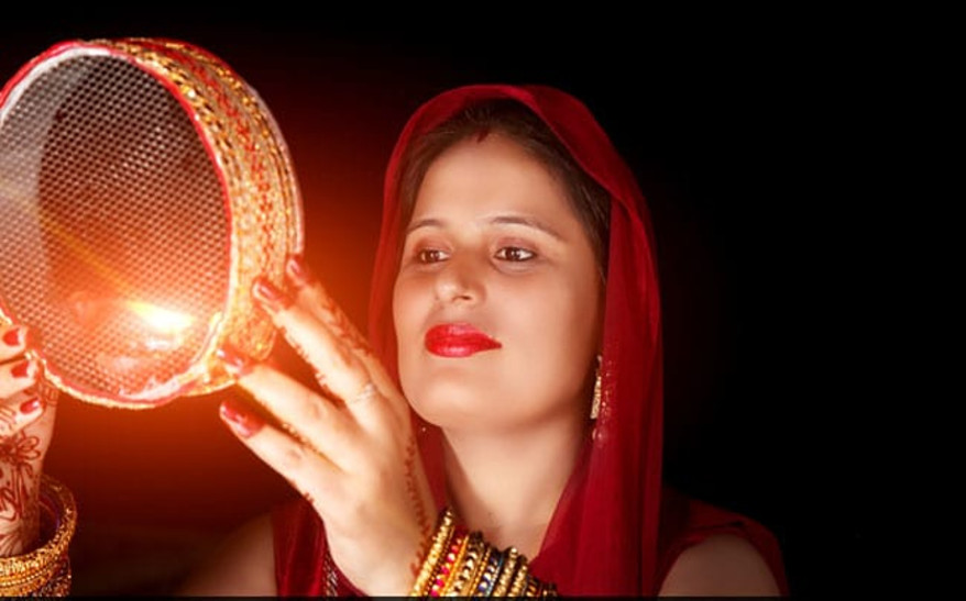 Karva Chauth : Married women will see the Husband and the moon