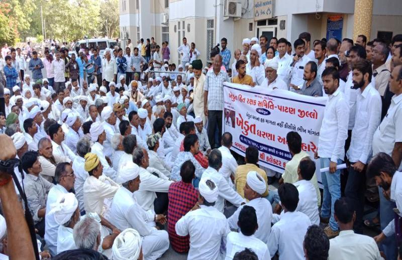 Farmers rally in patan