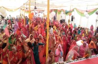 Dwarpalo Kanhaiya ... but the devotees farewell in bhilwara