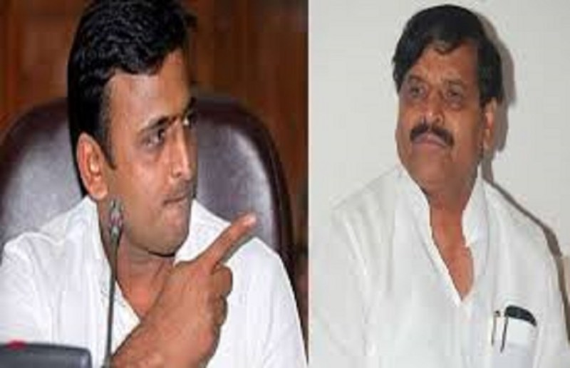 Akhilesh Yadav and Shivpal Yadav
